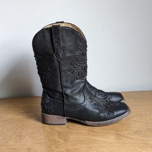 Roper Kennedy Black Faux Leather Metallic Underlay Square Toe Cowgirl Boots